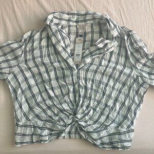 BCBGeneration Cropped Loose Flannel Shirt | Size L